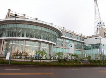 渝北寶馬4S店