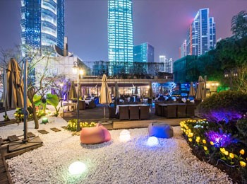 隱這里城市客廳